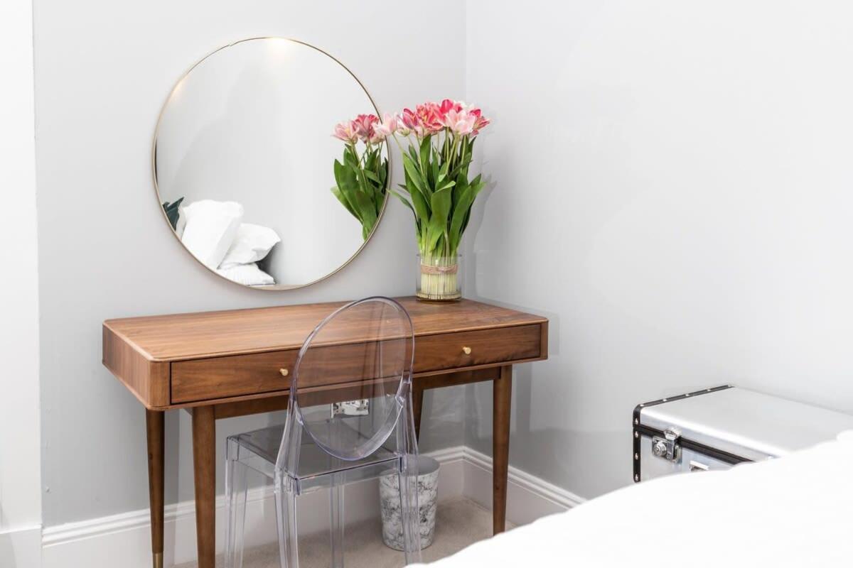 Beautiful 4 Bed Flat In Perfect Central Location กลาสโกว์ ภายนอก รูปภาพ