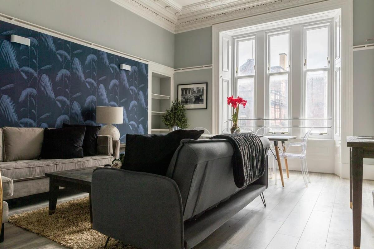 Beautiful 4 Bed Flat In Perfect Central Location กลาสโกว์ ภายนอก รูปภาพ